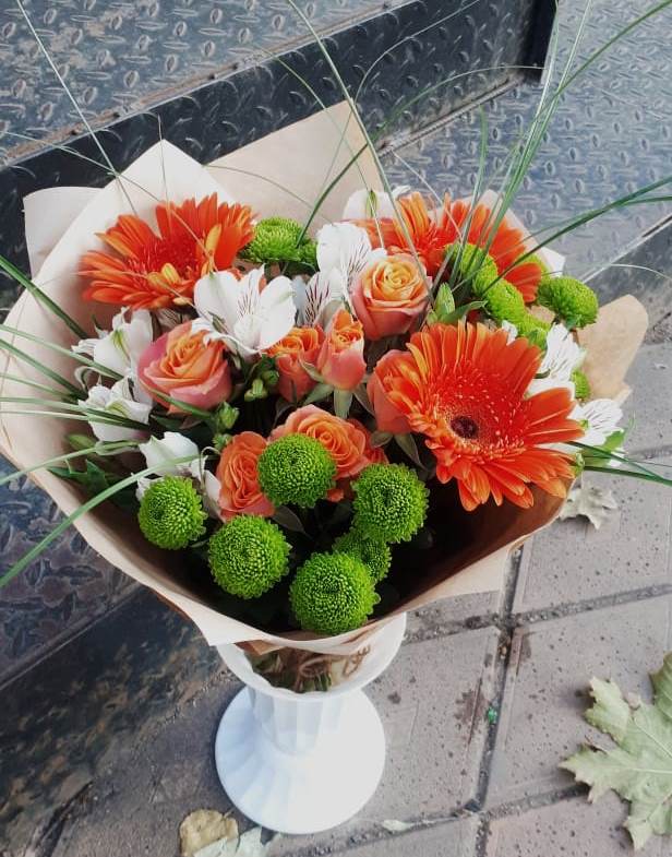 Букет цветов из: Герберы, Хризантемы, Альстромерии и Розы в Кокреке