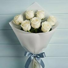 Букет 7 Белых роз Эдлесс Лав в Кокреке
