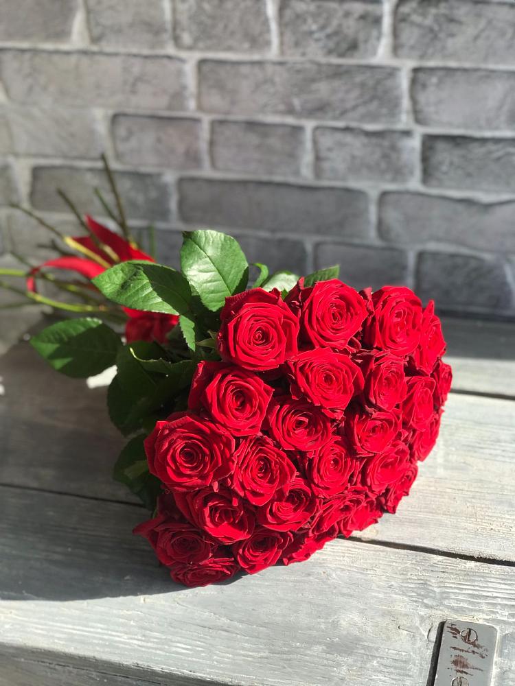 Букет Красные розы Фридом в Кокреке