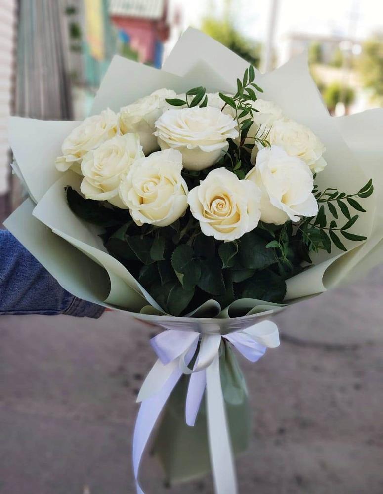 Букет Белые розы Проуд в Кокреке