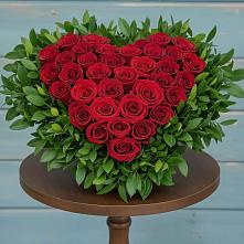 Цветочная композиция из Розы в виде сердца в Кокреке