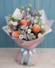 Букет цветов из:  Лизиантусы, Розы, Альстромерии и Гипсофила в Кокреке