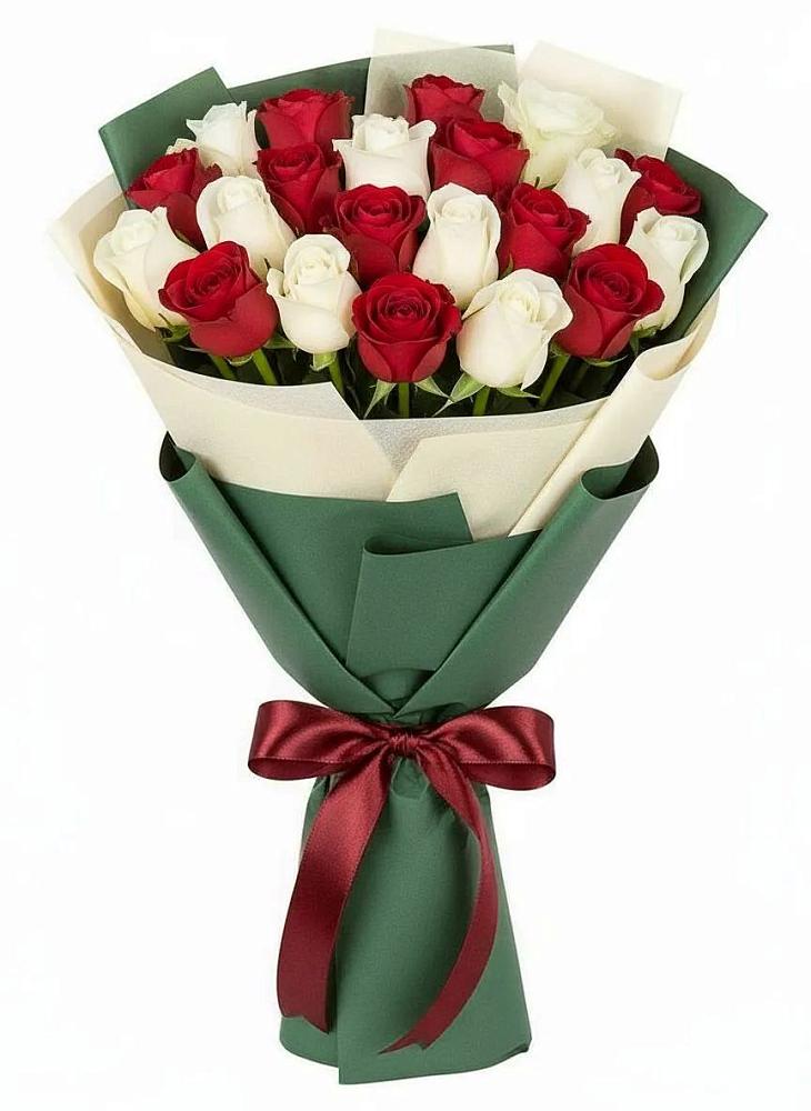 Букет Микс из красных и белых роз в Кокреке
