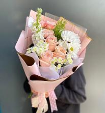 Букет цветов из:  Хризантемы и Розы в Кокреке