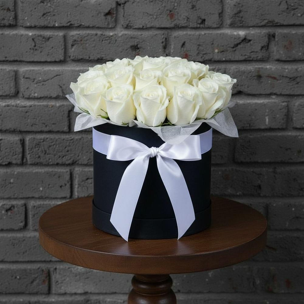 Цветочная композиция из Розы в шляпной коробке в Кокреке